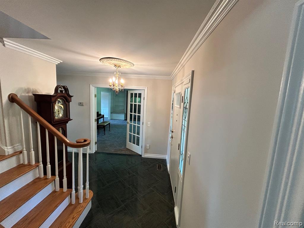 5352 W Doherty Drive, West Bloomfield, MI 48323 — Photo 16