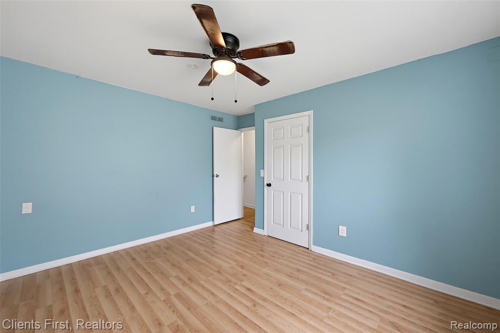 840 Saint James Street, Marysville, MI 48040 — Photo 31