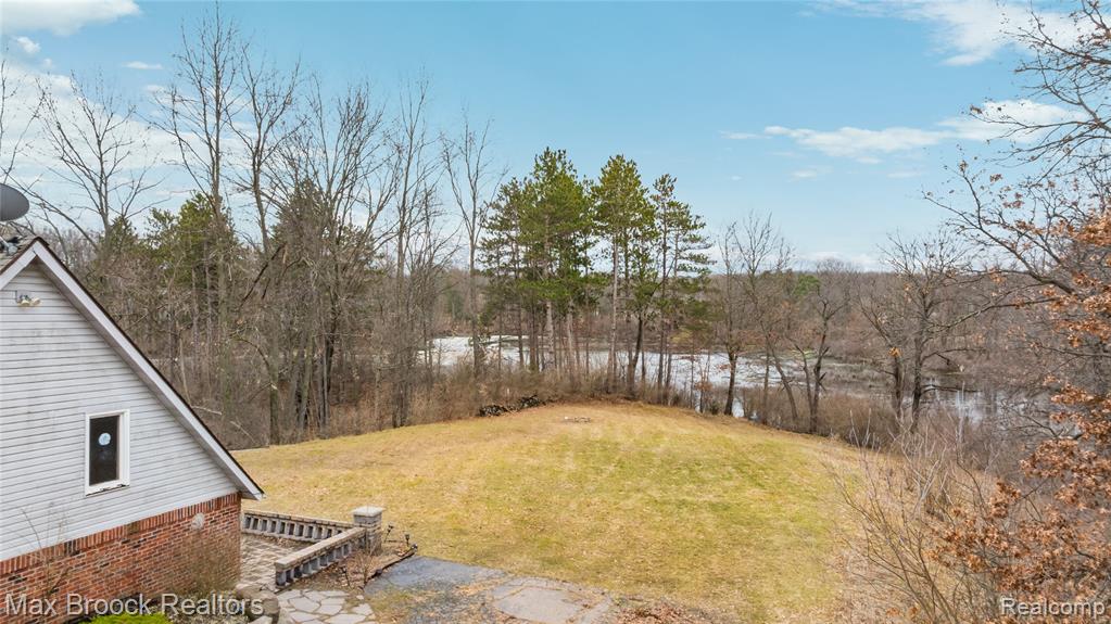 5186 Pinckney Road, Howell, MI 48843 — Photo 54