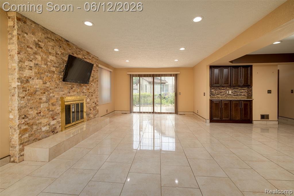 5061 Temple Drive, Sterling Heights, MI 48310 — Photo 11