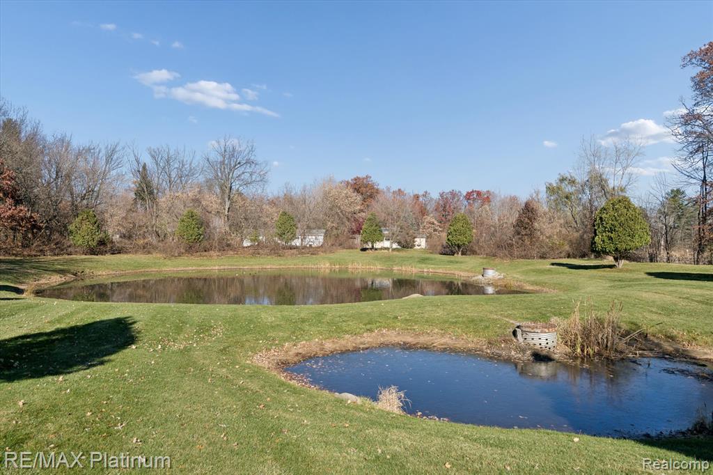742 Olde English Circle, Howell, MI 48855 — Photo 24