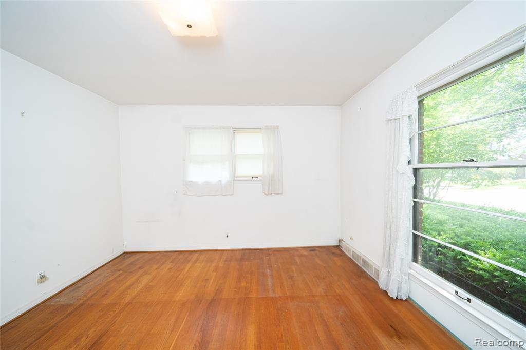 49 Woodward Heights Boulevard, Pleasant Ridge, MI — Photo 32
