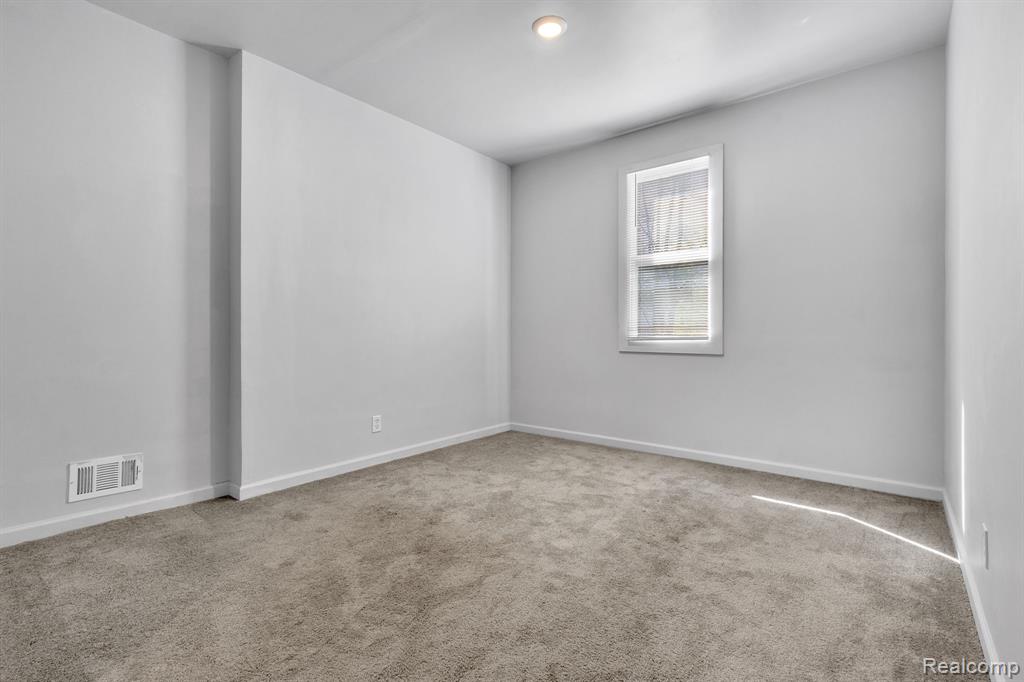 41 Richton Street, Highland Park, MI 48203 — Photo 8