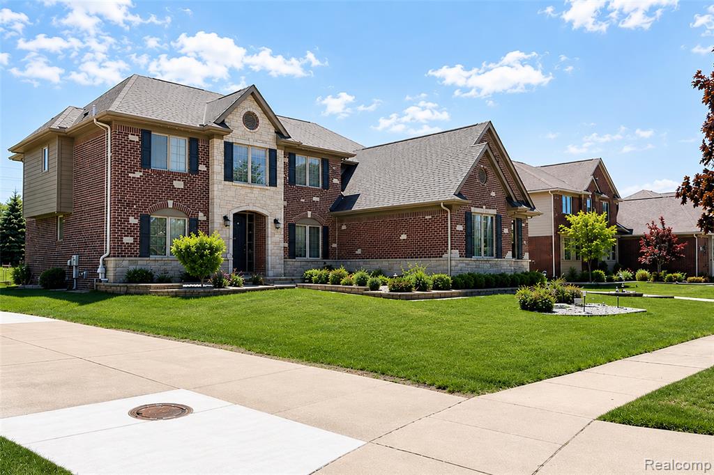 47576 VALENCIA Circle, Novi, MI — Photo 85