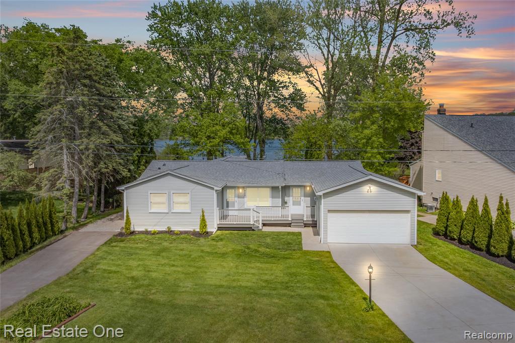 9503 Edward Drive, Brighton, MI 48114 — Photo 2