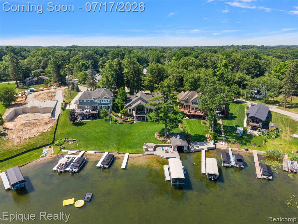 565 Shady Oaks Street, Lake Orion, MI 48362 — Photo 32