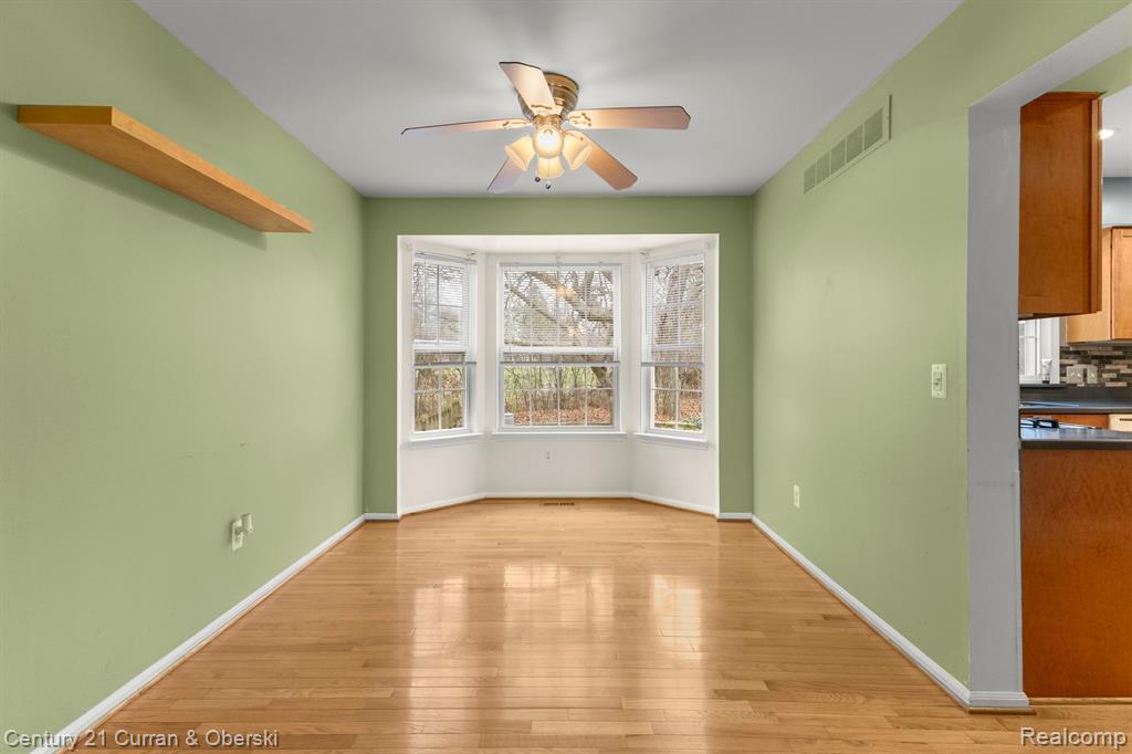 3052 TURNBERRY Lane E, Ann Arbor, MI 48108 — Photo 16