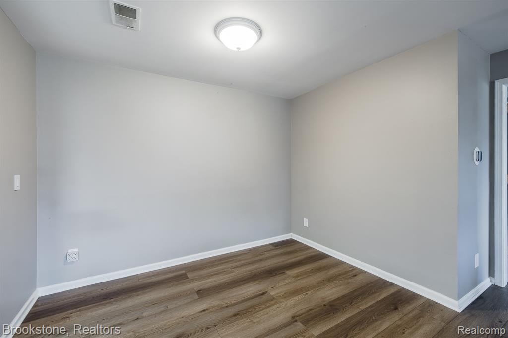 5292 Brookemonte Circle, Rochester, MI 48306 — Photo 12