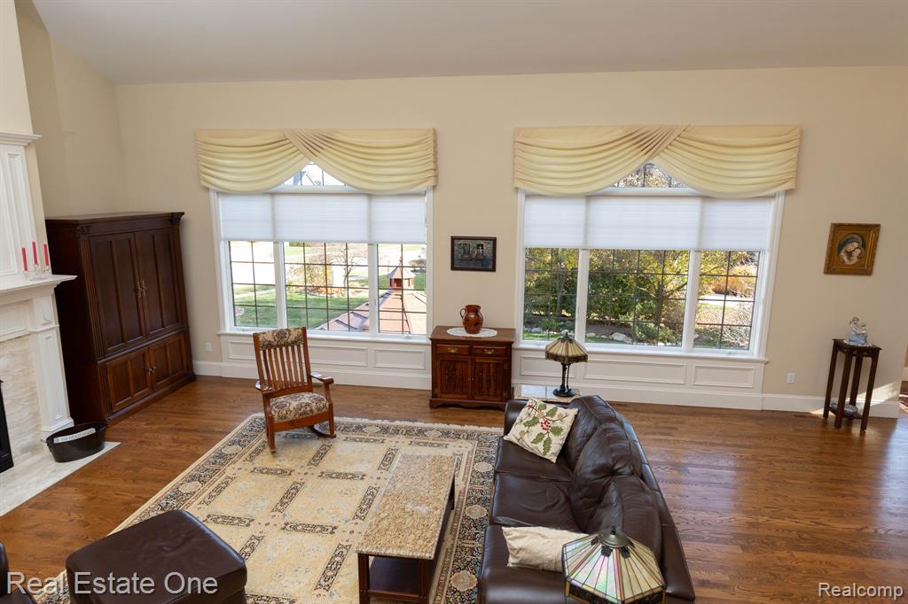 658 Langley Road, Rochester Hills, MI 48309 — Photo 22