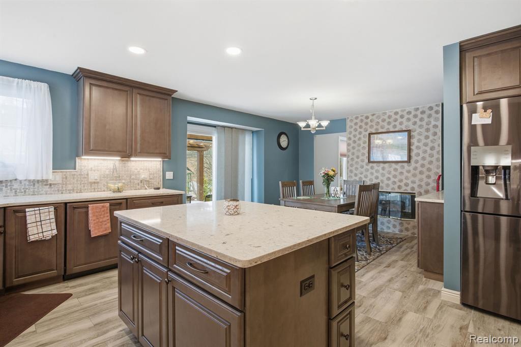 1275 Hendrie, Canton, MI 48187 — Photo 28