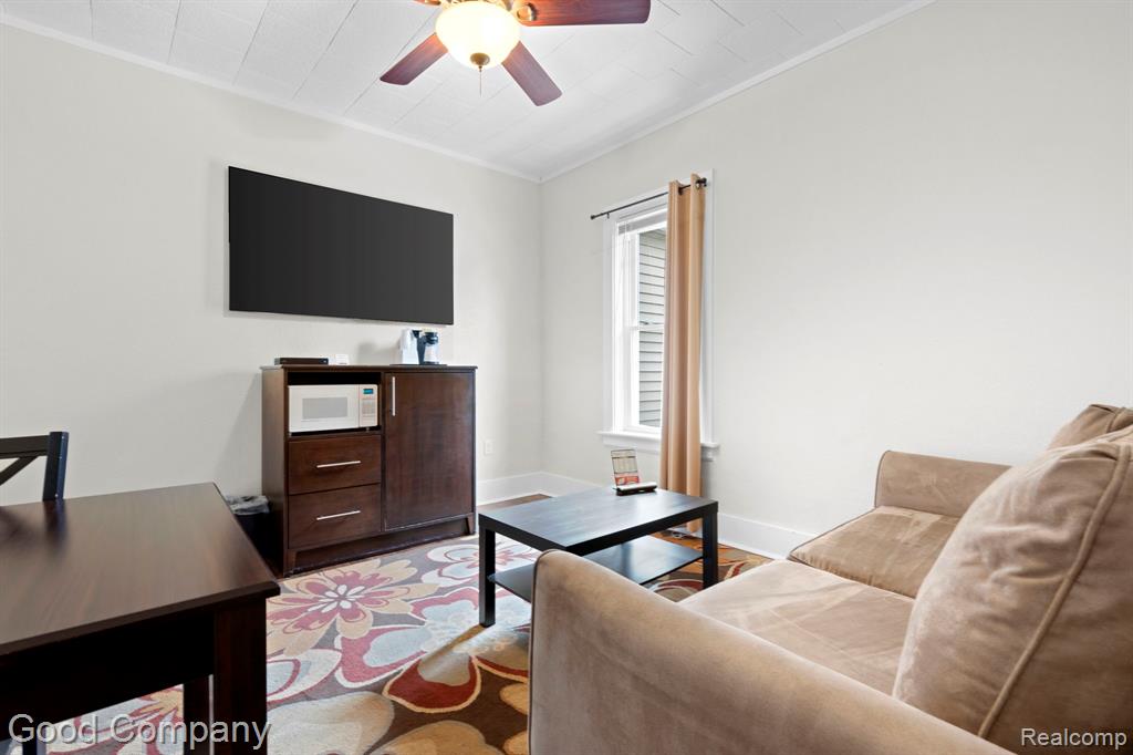 612 N LAKESHORE Drive, Ludington, MI 49431 — Photo 90