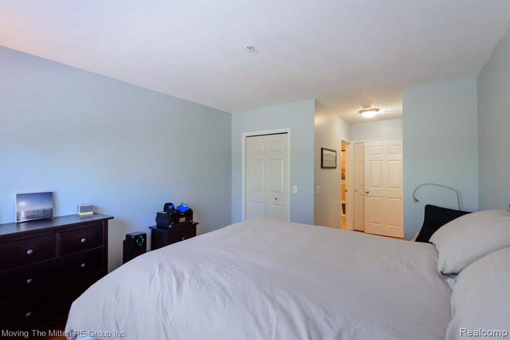 39442 SPRINGWATER Drive, Northville, MI 48168 — Photo 18