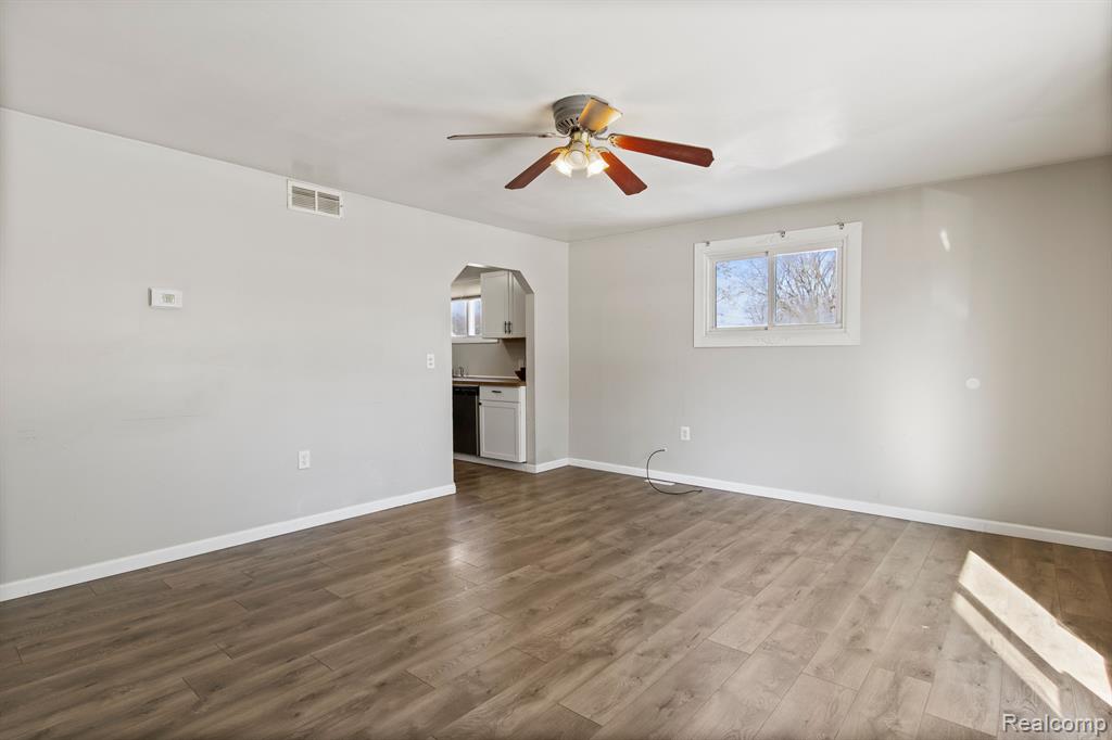 8208 OAK Street, Taylor, MI — Photo 14