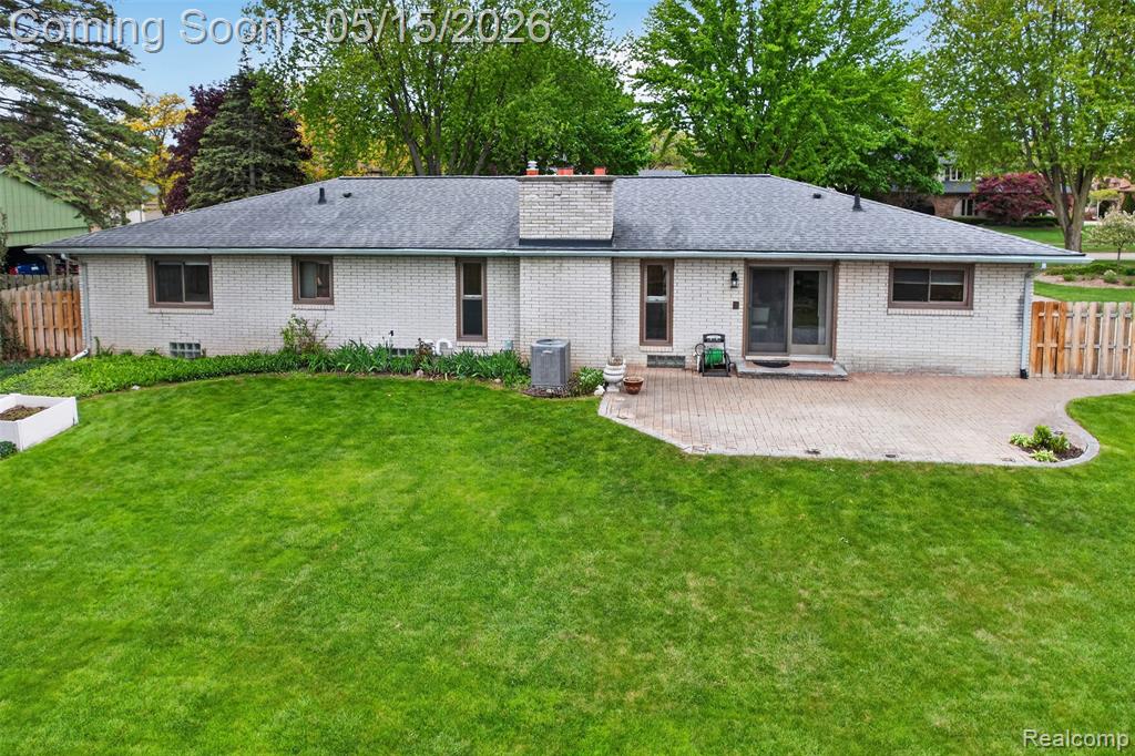 54524 Pocahontas Drive, Shelby Twp, MI 48315 — Photo 28