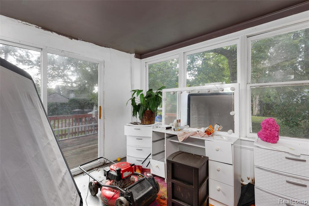 5271 Marseilles Street, Detroit, MI 48224 — Photo 15