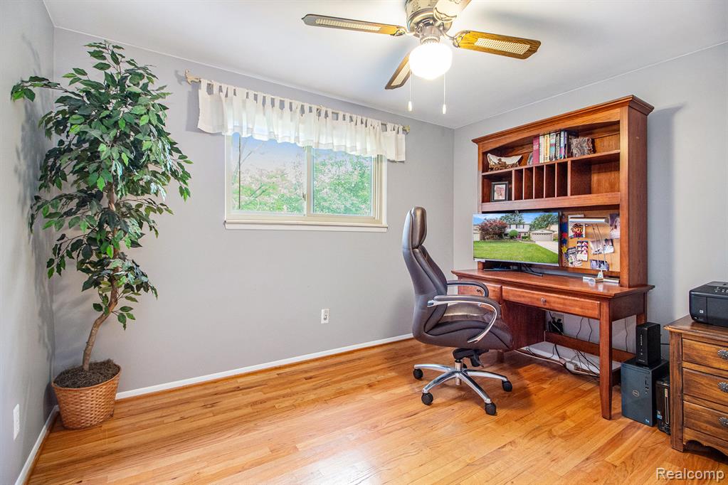 43863 Brandywyne Road, Canton, MI 48187 — Photo 34