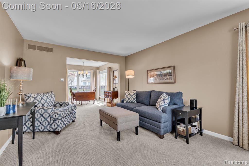 944 S Parkwood Drive, South Lyon, MI 48178 — Photo 22