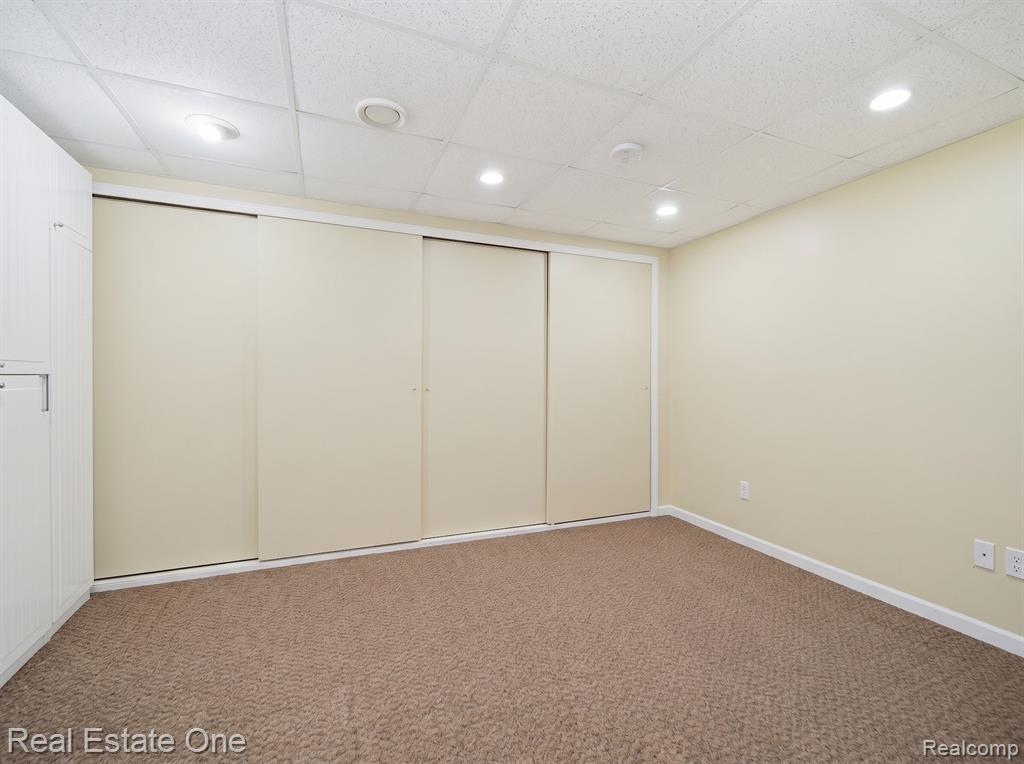 8135 Kimble Drive, Pinckney, MI 48169 — Photo 31