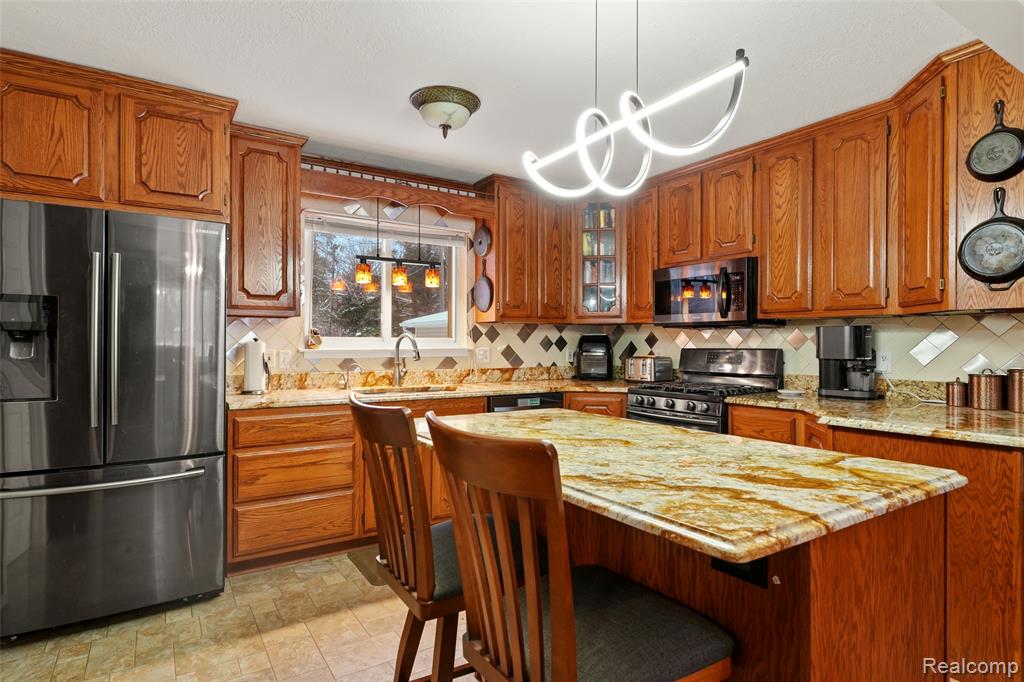 70482 Wolcott Road, Armada, MI — Photo 11