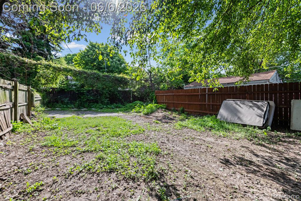 5669 Casper Street, Detroit, MI 48210 — Photo 23
