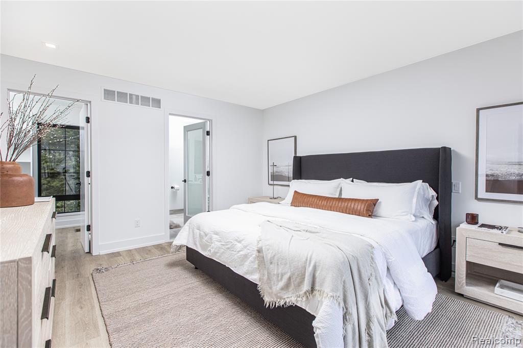 533 E Harrison Avenue, 36, Royal Oak, MI 48067 — Photo 19
