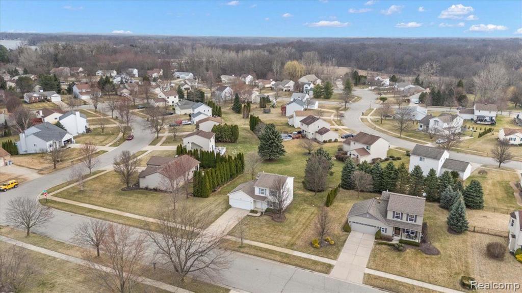8964 SUNFLOWER, Whitmore Lake, MI 48189 — Photo 16