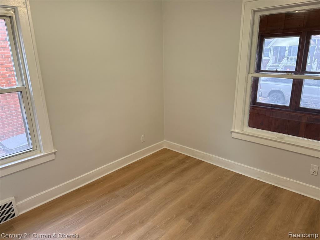 7639 Ternes Street, Dearborn, MI 48126 — Photo 12