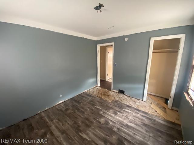 18904 Mallina Street, Grosse Pointe, MI 48236 — Photo 13