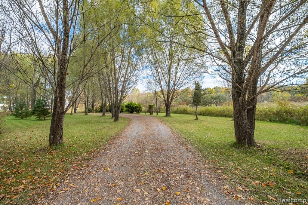 6802 Booth Road, North Branch, MI 48461 — Photo 41