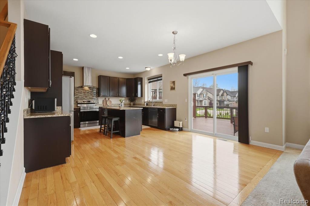 1114 Wales Drive, Lake Orion, MI — Photo 12
