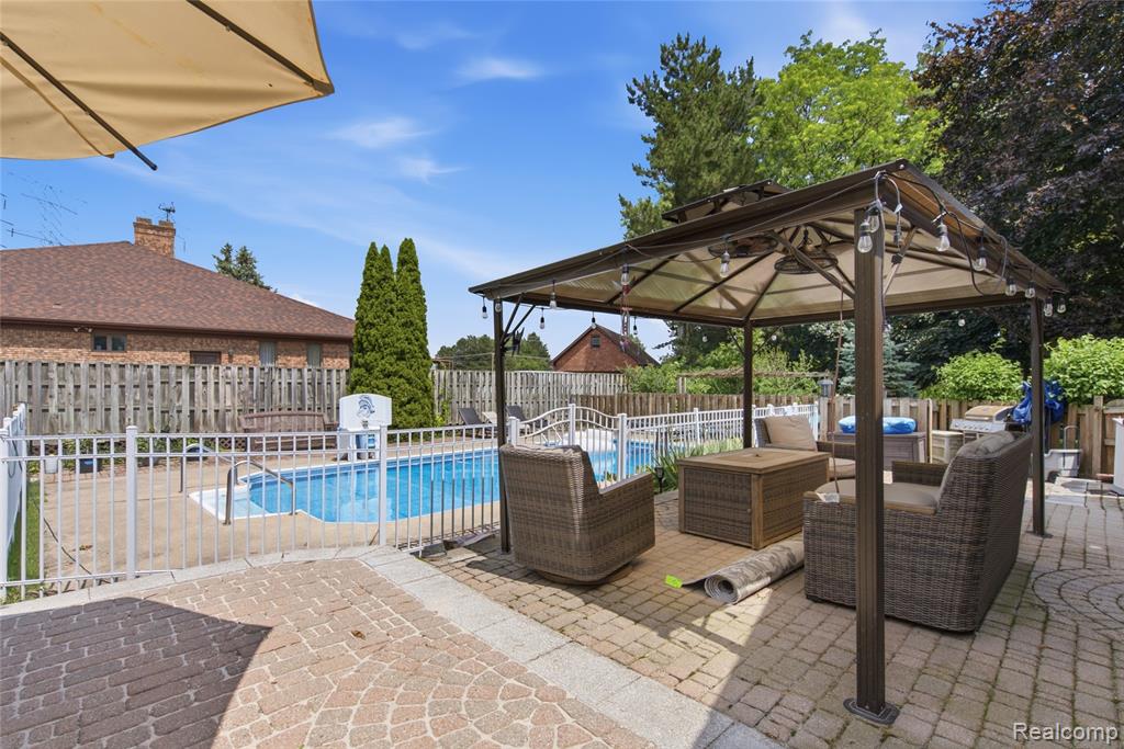46884 Ben Franklin Drive, Utica, MI 48315 — Photo 58