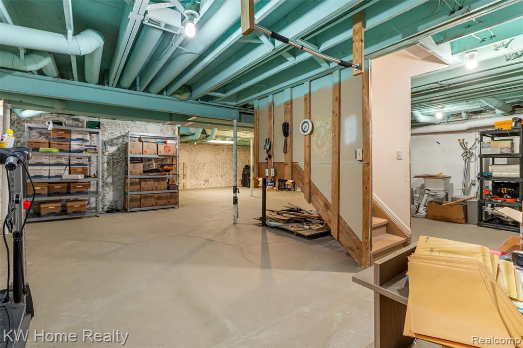 45095 Turnberry Court, Canton, MI 48188 — Photo 36