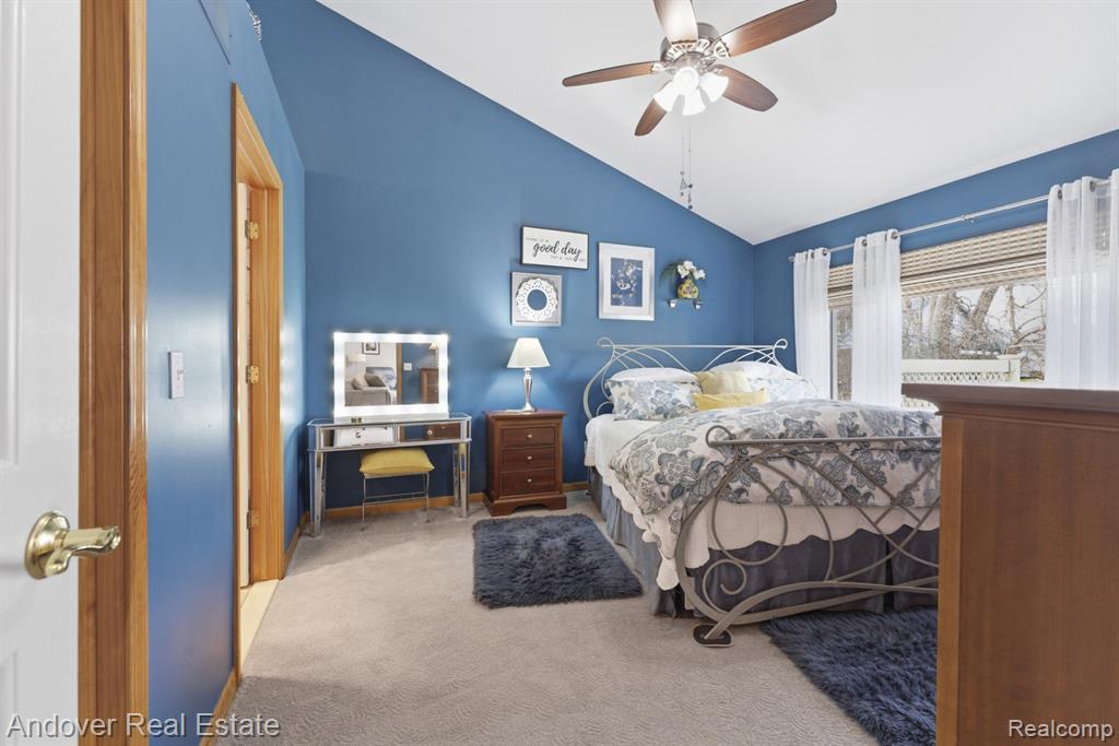 23714 N Park Drive, New Boston, MI 48164 — Photo 17
