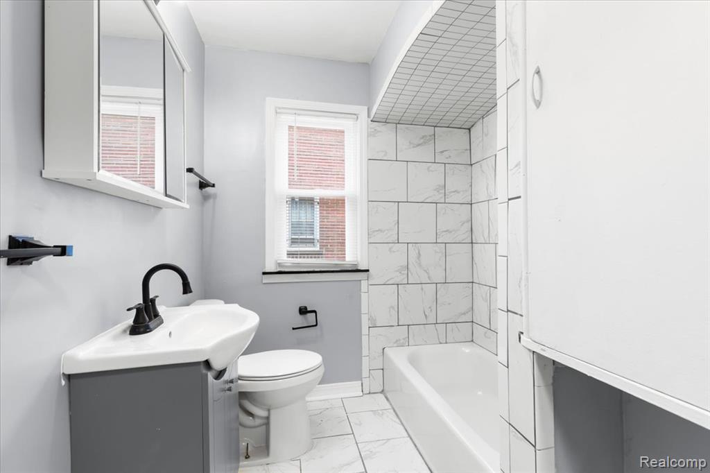 8355 W Outer Drive, Detroit, MI 48219 — Photo 16