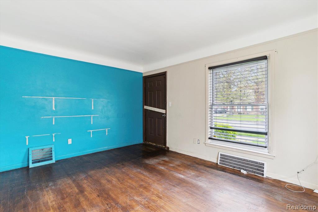 7731 EVERGREEN Avenue, Detroit, MI 48228 — Photo 9