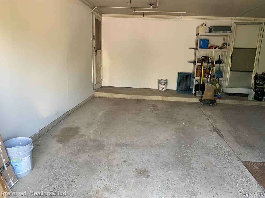 41552 Bedford Drive, Canton, MI 48187 — Photo 6