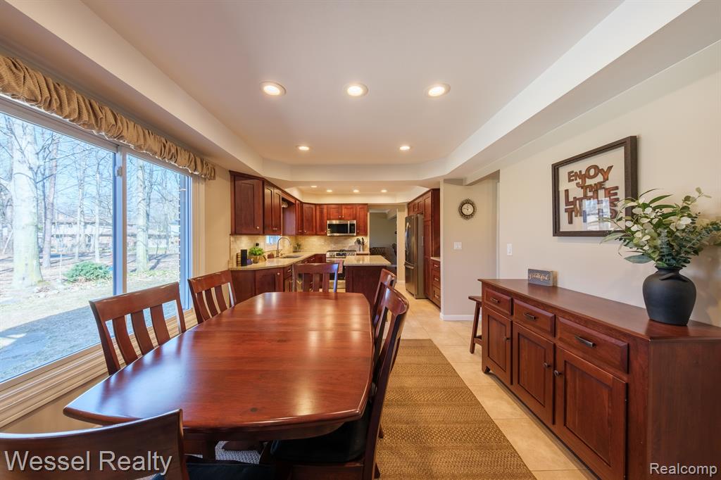47829 BEN FRANKLIN Drive, Shelby Twp, MI 48315 — Photo 11