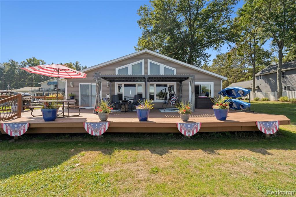 2236 Grove Park Road, Fenton, MI 48430 — Photo 28