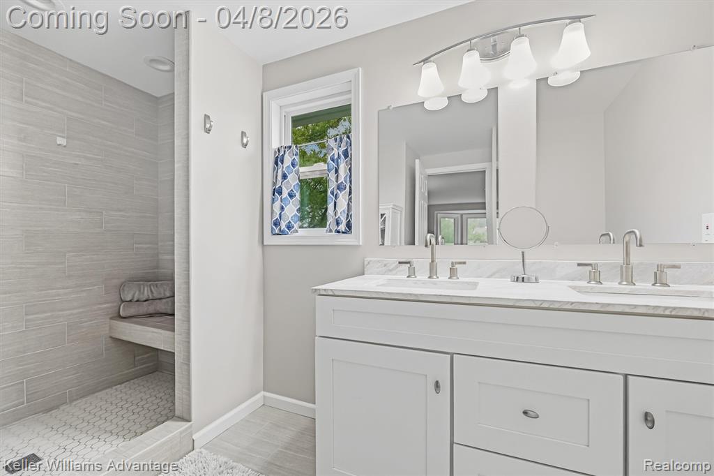 6385 Woodcrest Ridge, Clarkston, MI — Photo 29