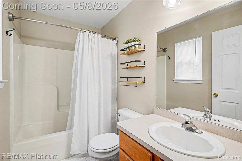 197 Newberry Lane, Howell, MI 48843 — Photo 12