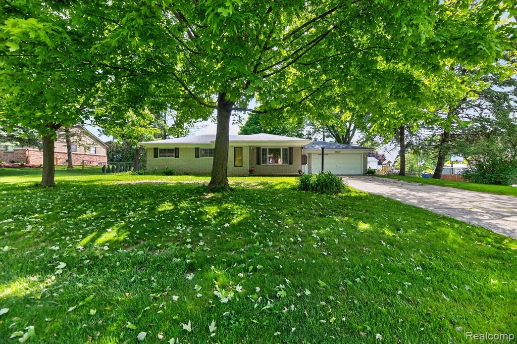 64400 Tipperary Drive, Washington, MI 48095 — Photo 5