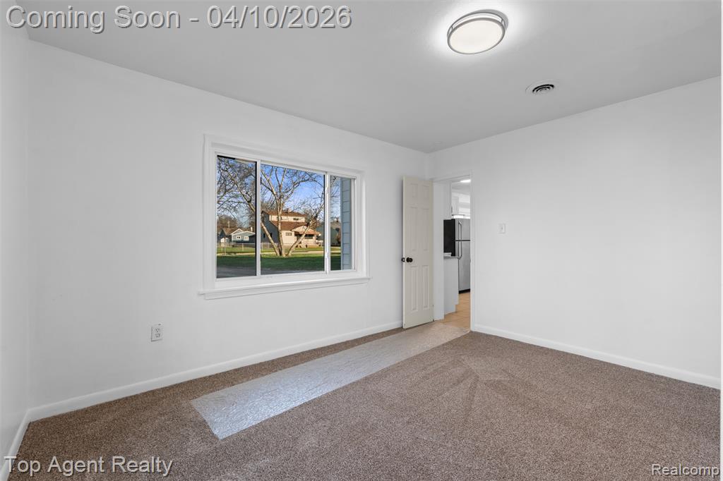 23615 Columbus Avenue, Warren, MI 48089 — Photo 23