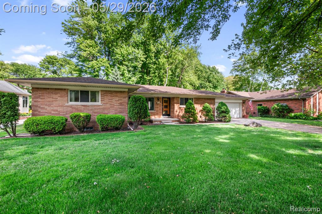 38230 Chartier Street, Harrison Township, MI — Photo 2