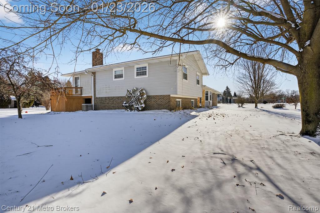 11452 Whitaker Road, Fenton, MI 48430 — Photo 12