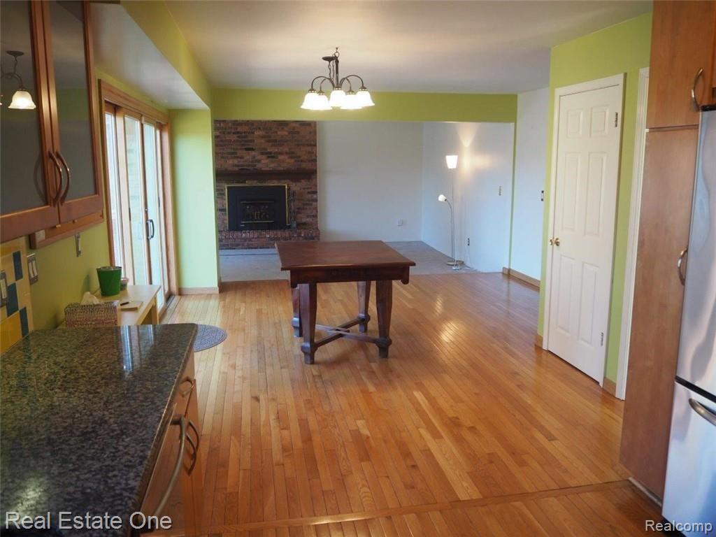5837 FOLKSTONE Drive, Troy, MI 48085 — Photo 14
