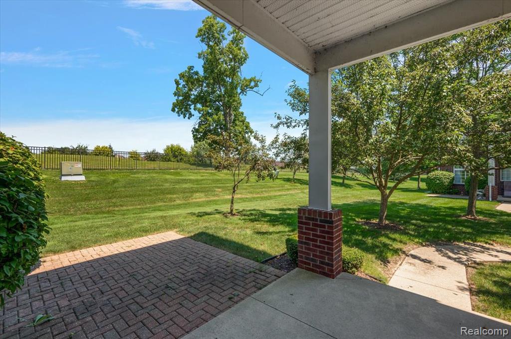 6713 Boulder Pointe Drive, Washington, MI — Photo 49