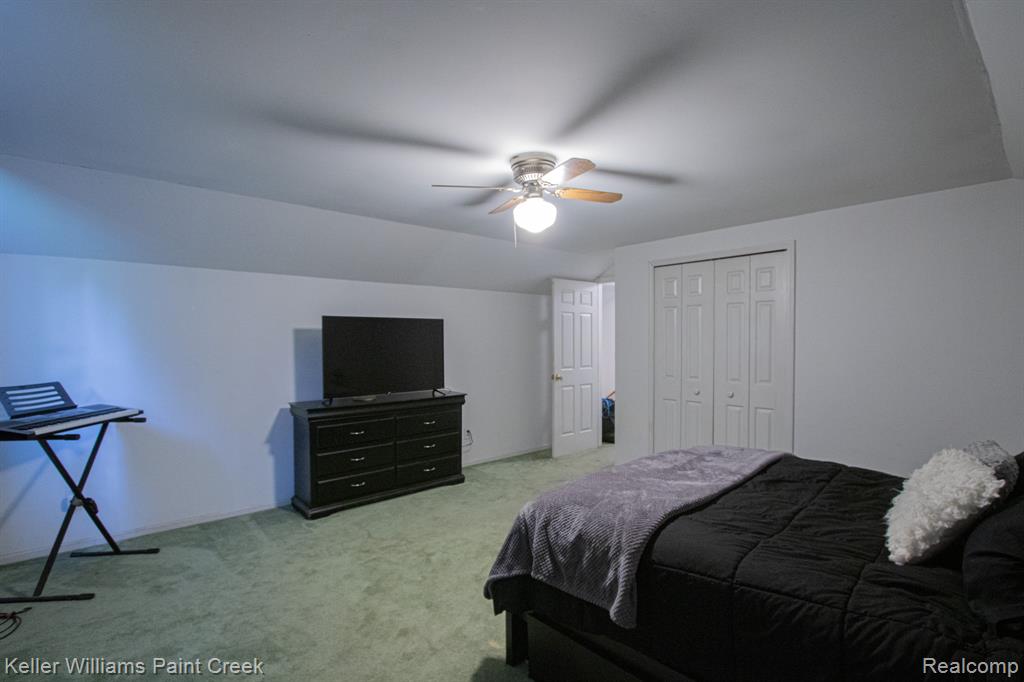 235 E Saint Clair Street, Almont, MI 48003 — Photo 27