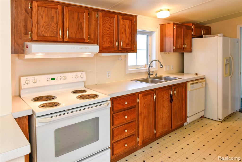 1094 Blamer Road, Fairview, MI 48621 — Photo 25