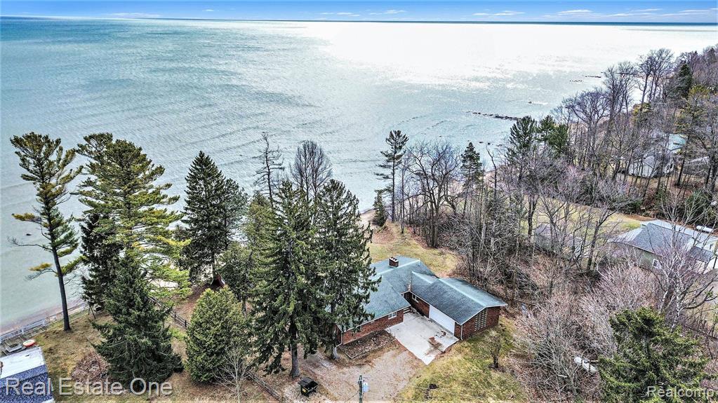 5366 LAKESHORE Road, Deckerville, MI 48427 — Photo 26