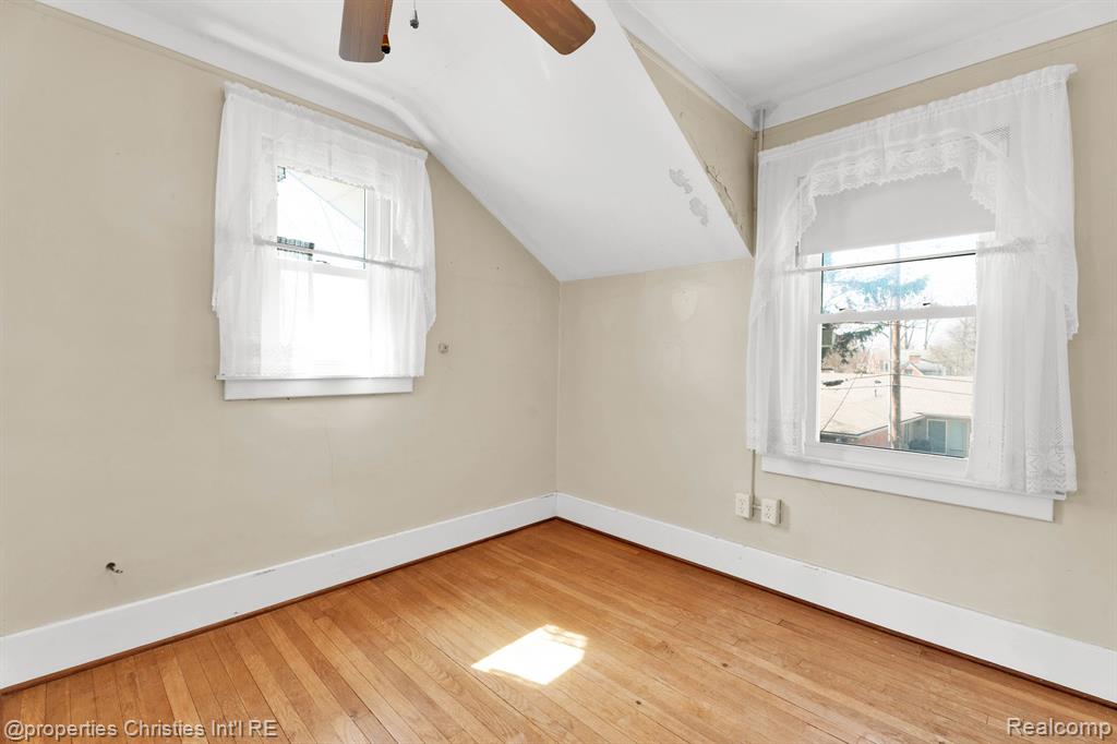 418 S Maple Avenue, Royal Oak, MI 48067 — Photo 20
